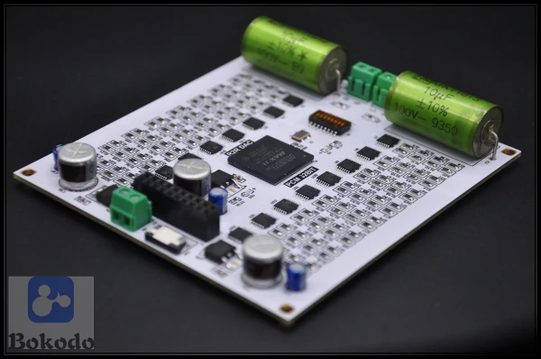 R2R PCM 32-битный полностью дискретный декодирования ЦАП стерео с Дисплей