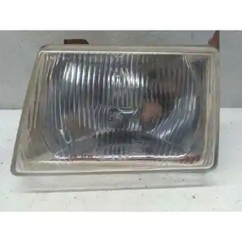 

RIGHT HEADLIGHT FORD ESCORT SALOON