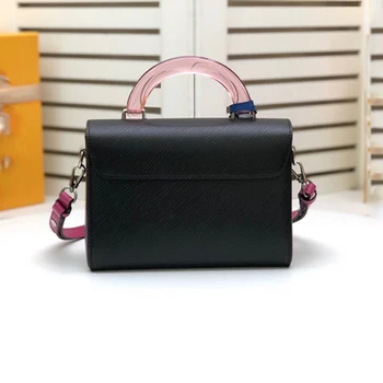 

The 2020 new top quality design handbag 100% leather fashion brand designed for women's shoulder bag