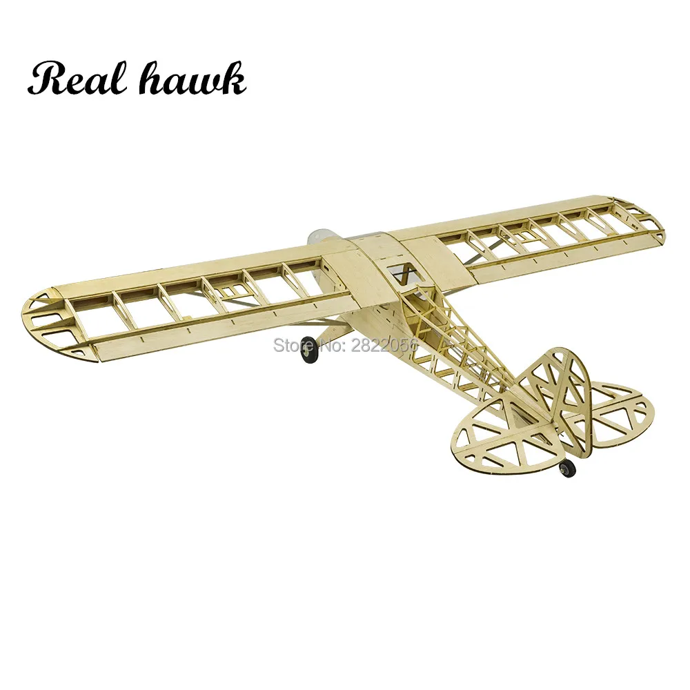 Détail du moteur 2212 et de l'hélice de l'avion RC S2304 1200mm