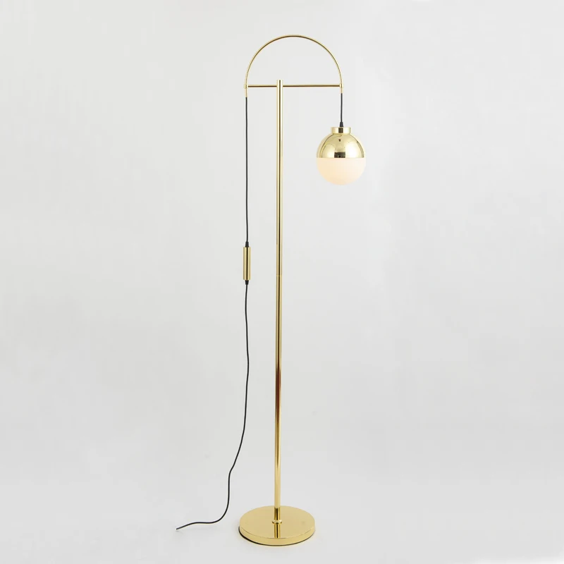 

Postmodern Living Room Golden Ball Glass Floor Lamp Planner Model Room Bedside Floor Lamp