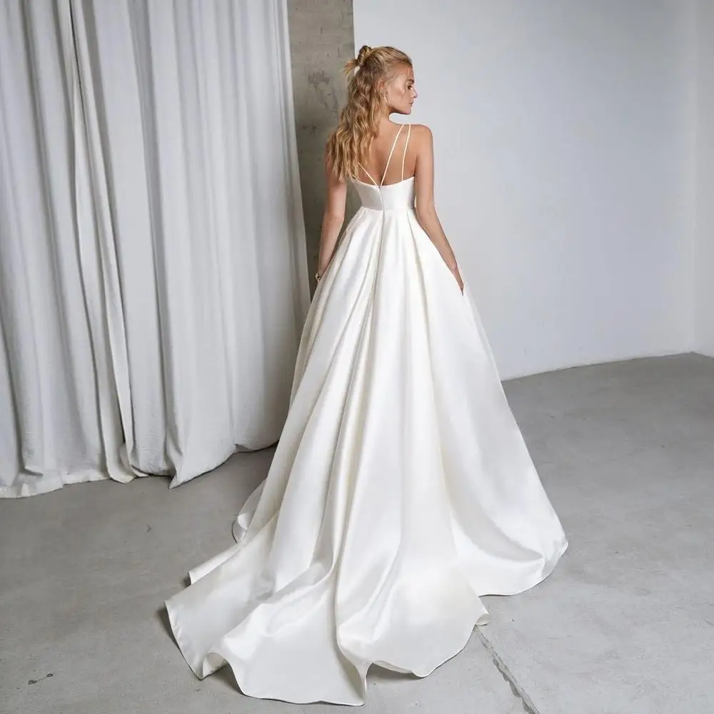 Elegant Satin Wedding Dress 2021 Custom Size Sexy Spaghetti Straps Ruched Pleats A Line Simple Bridal Gowns Vestido De Noiva Mar black wedding dresses