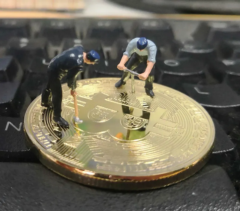 DIY Смешные Diorama микро фигурки шахтера пейзаж реквизит 4 см СПЛАВ Бит монета садовый декор Миниатюрные аксессуары