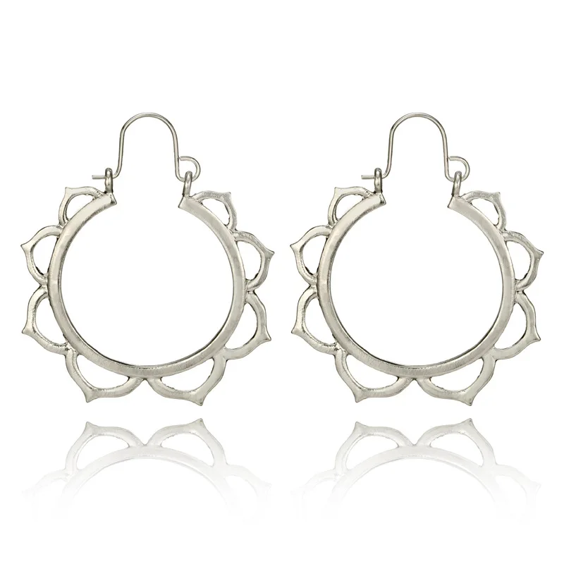 9031943486_1746764967