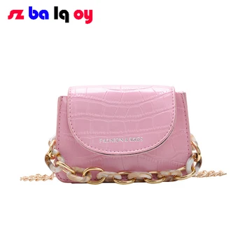 

The Girl, Korean version Retro mini lipstick bag Solid color chain trapezoid Diagonal Portable small square bag for girls