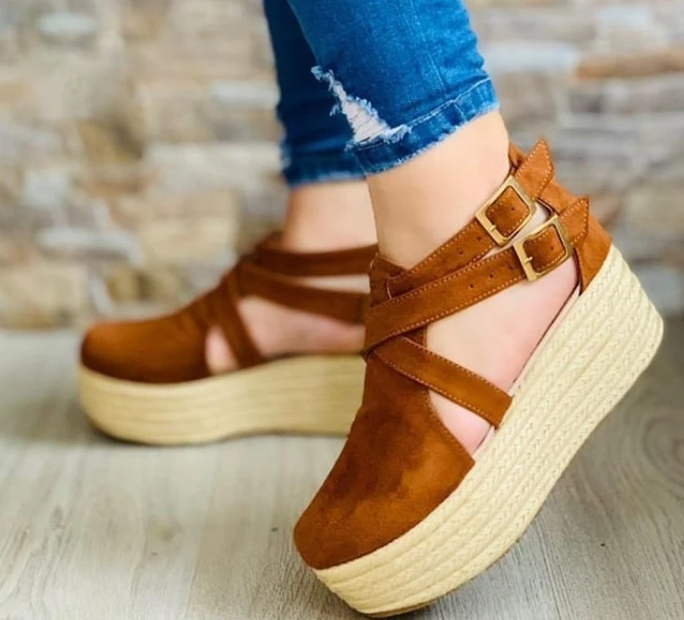 Sandalias De tacón cómodas para Mujer, zapatos negros De talla grande, zuecos bajos grandes cerrados, cuñas De terciopelo, color Beige|Sandalias mujer|