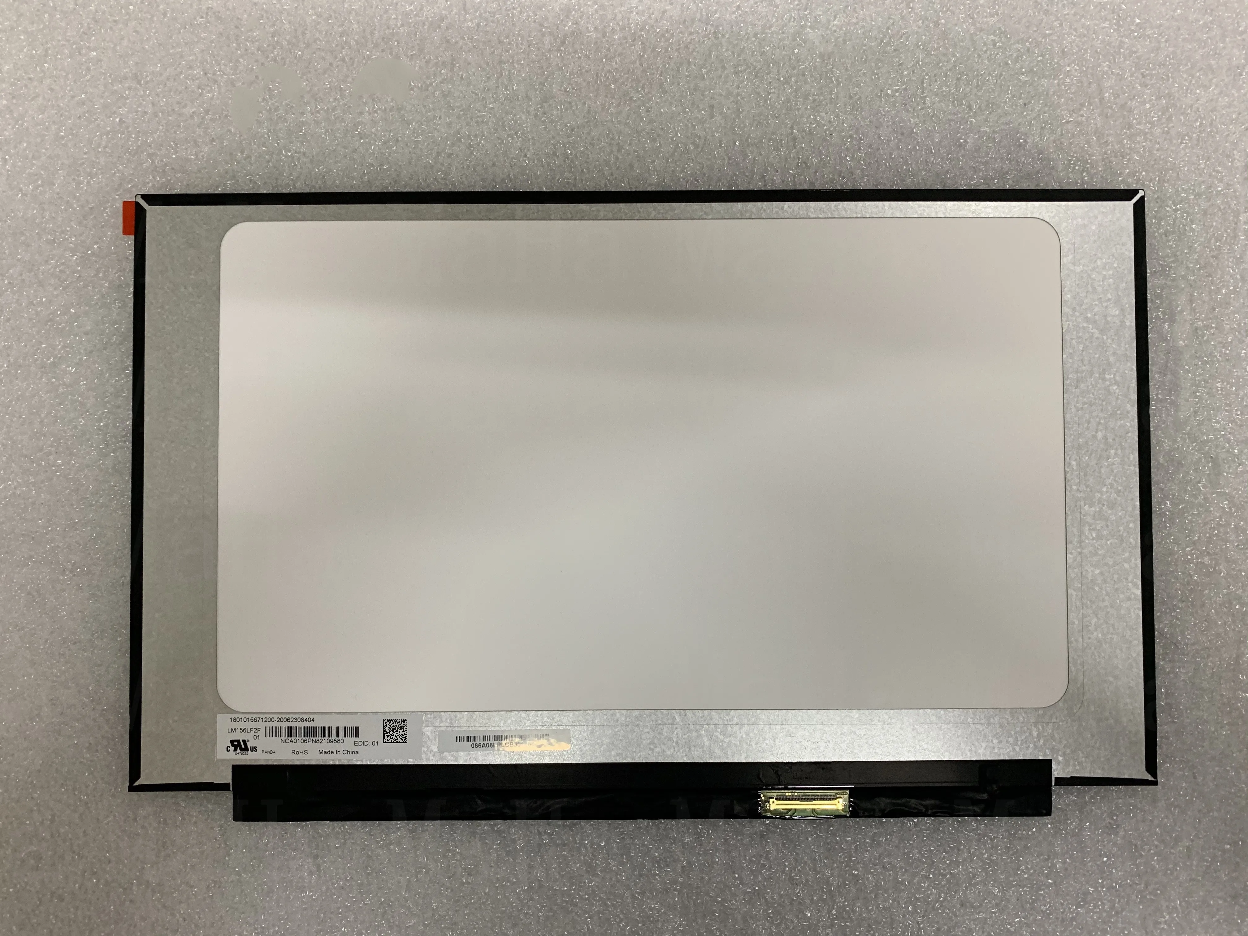 hole in lcd screen made in china