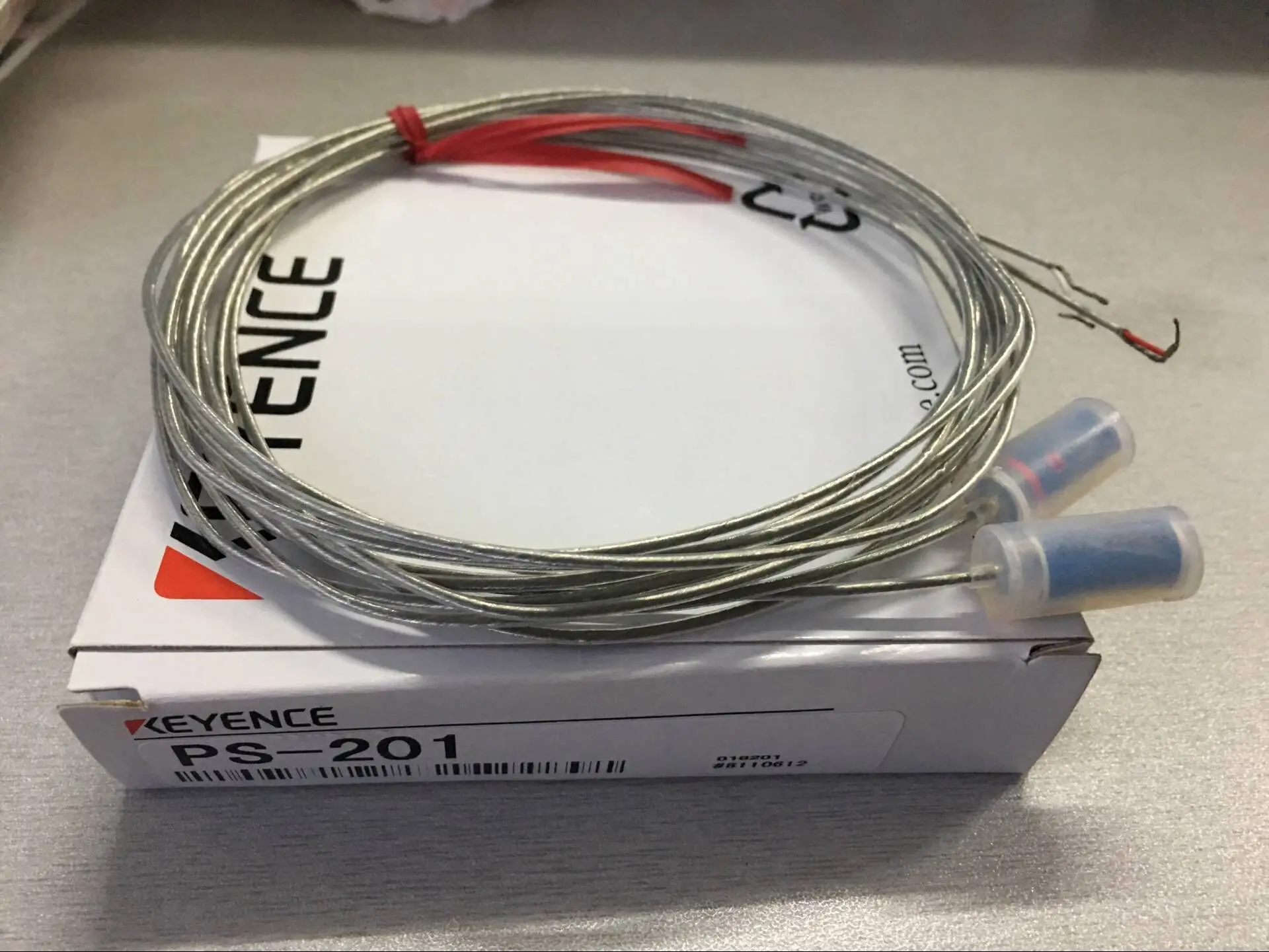 

KEYENCE sensor PS-201 PS-201R PS-201T new original authentic spot
