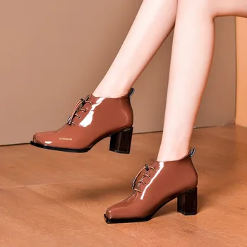 

MLJUESE 2020 women soft ankle boots cow leather brown color lace up winter short plush square toe high heel boots women boots