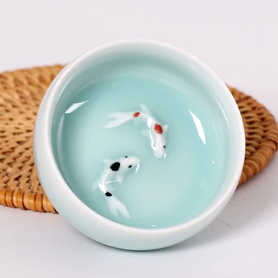 Одна чайная чашка longquan celadon фарфоровая с рельефом рыбы резная кунг-фу чашка чая geyao кракле глазури мастер чашка diyao ремесло в Китае - Цвет: Diyao blue