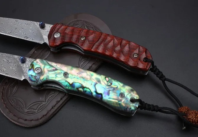 Damascus Steel Two colors Folding Knife 58HRC Outdoor Self Defense Camping Hunting Survival Knives EDC Sharp Tactical Pocket