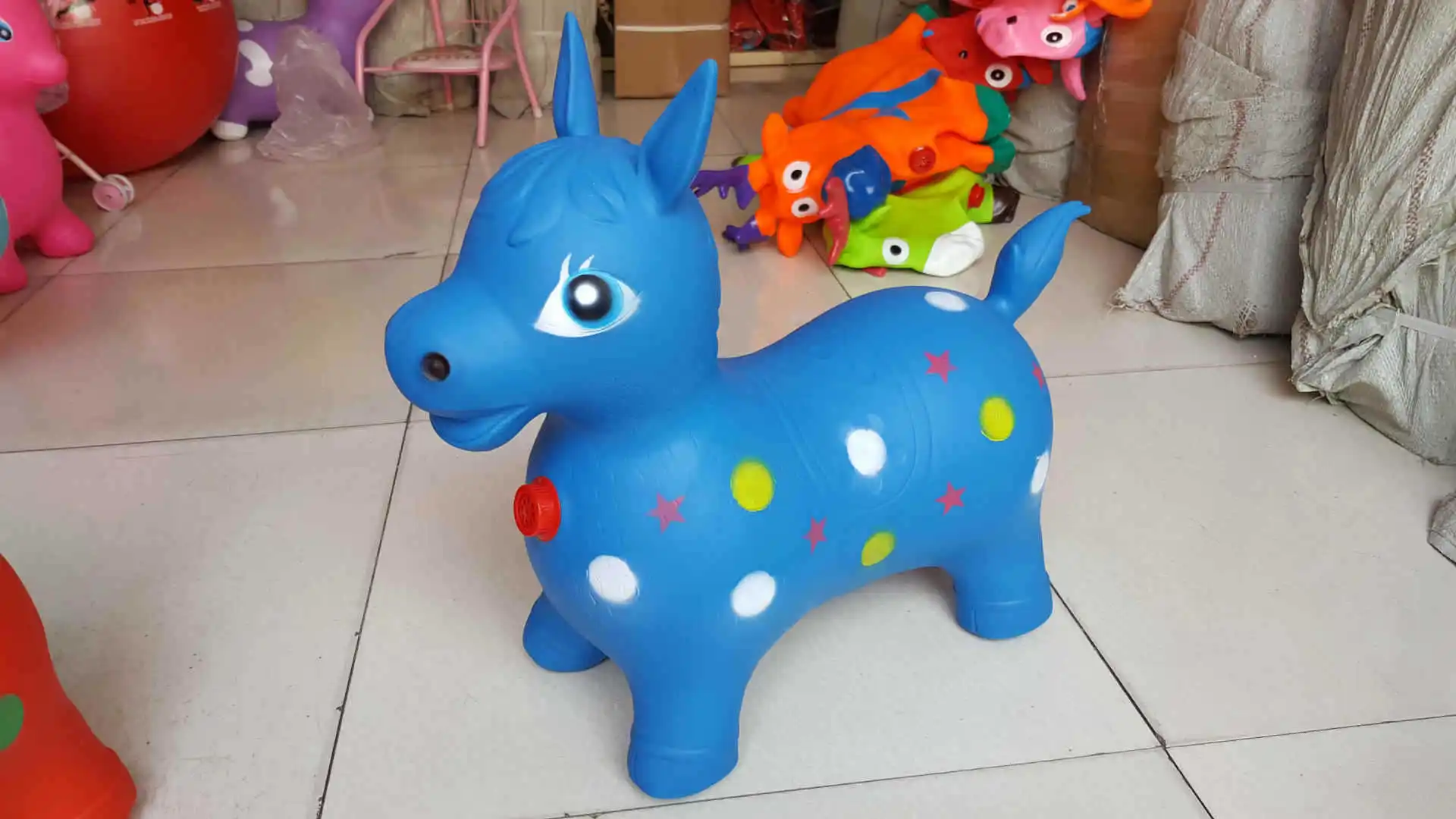 Цветная рисованная музыка Joy Horse Ji сильная детская музыка прыжки лошадь tiao lu tiao niu детский сад прыжки обучение