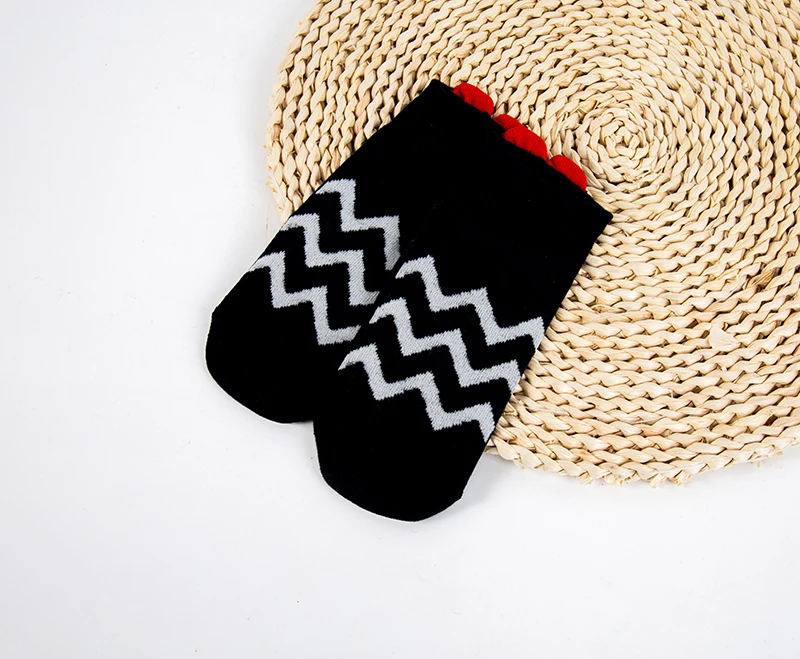 5Pairs Neue Nette Herz Socken Frauen Baumwolle Socken Wellenförmige Streifen Ankle Socken Kurze Low Cut Socke Casual Gril Weiße socken 35-40 – Detail 18