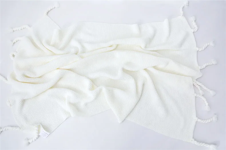 Nordic Sofa Blanket Office Leisure Knitted Blanket with Tassel Nap Air Conditioning Blanket Warm Shawl Rectangle 51X67 Inch