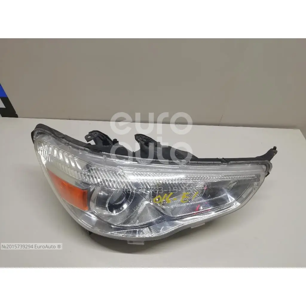 Фара правая, состояние – Б/У,, для Mitsubishi ASX 8301B590 ПРАВЫЙ РУЛЬ НЕ КСЕНОН 8301B590