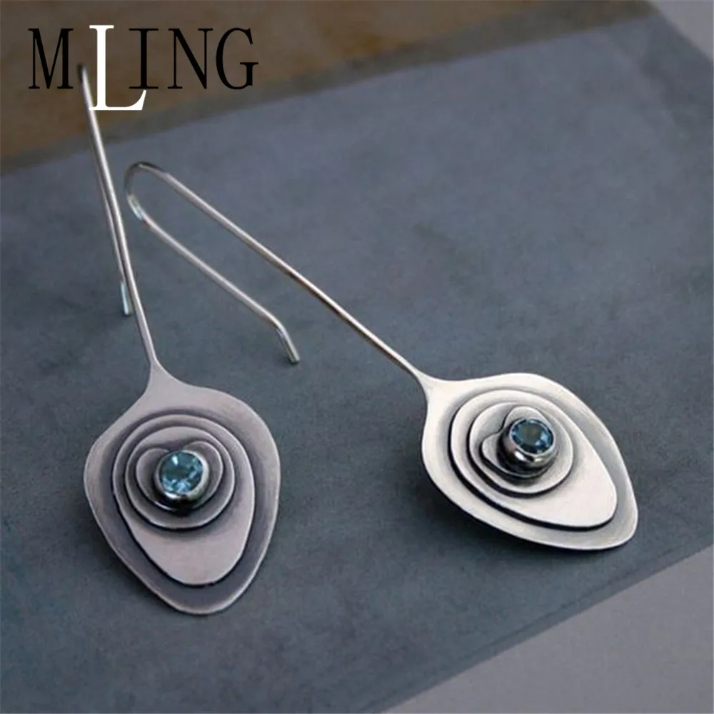 

MLING Vintage Crystal Earrings Fashion Silver Multi-layer Metal Heart Shell Earrings For Women
