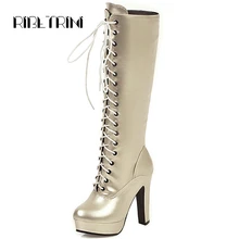 RIBETRINI/ г.; популярные женские сапоги до колена; винтажные Сапоги В рыцарском стиле из искусственной кожи на высоком квадратном каблуке со шнуровкой и круглым носком на платформе; большие размеры