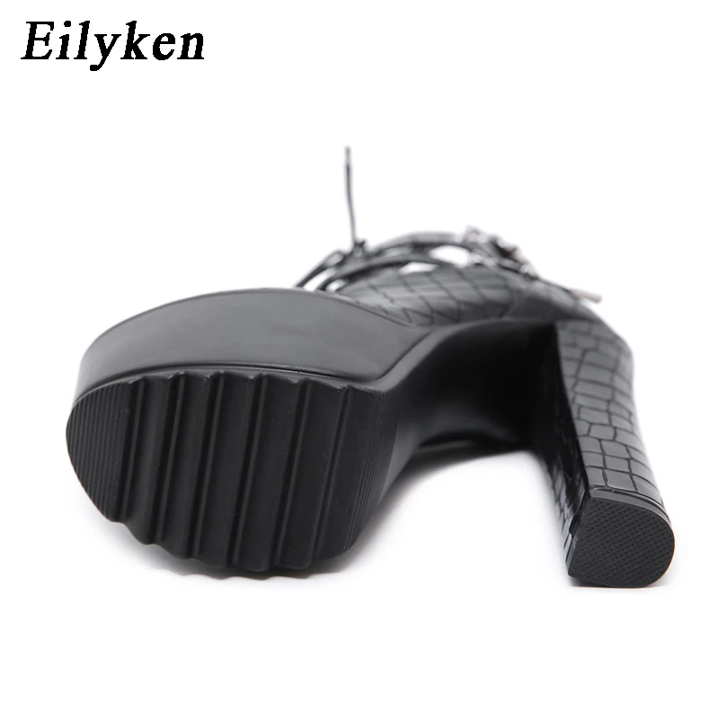 Eilyken/сезон весна-осень; Модные женские ботинки с перфорацией; кожаные короткие ботинки на платформе, на молнии, с пряжкой, на шнуровке; Черная Женская обувь