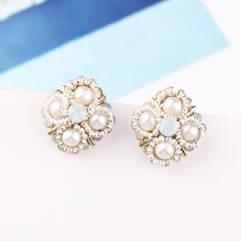 

Shiny Side New Women's Fashion Brand Jewelry Crystal Flower Stud Earrings for Women Statement Simple Style Gift Beads Earrings