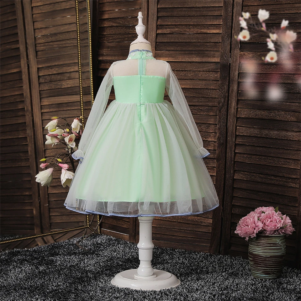 16109888159_1365310624