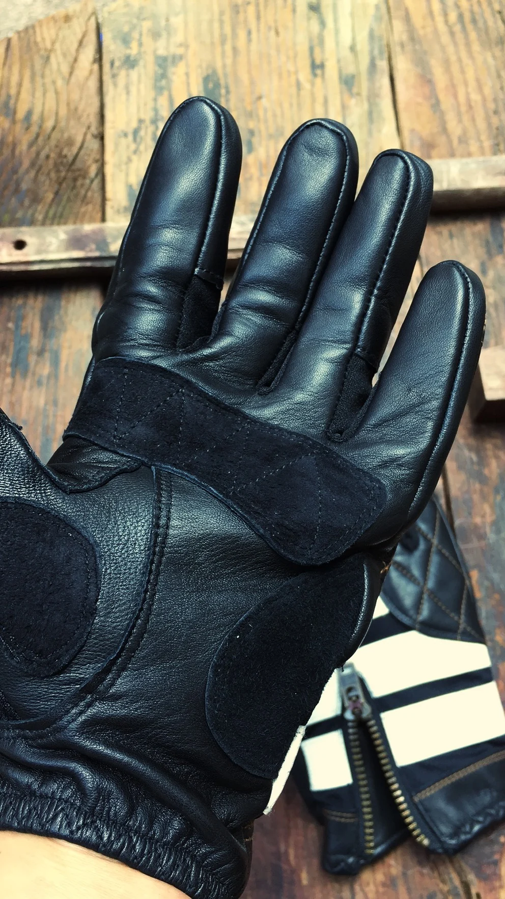 Stripe  vintage leather Glove 10