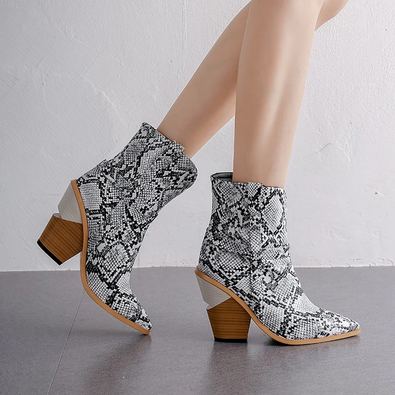 

2019 Fashion Ankle Boots Women Wedges High Heels Western Boots Pu Leather Pointed Toe Back Autumn Winter Woman Boots