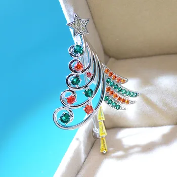 

CINDY XIANG New Arrival Red And Green Color Cubic Zirconia Christmas Tree Brooch Copper Jewelry High Quality Fashion 2020