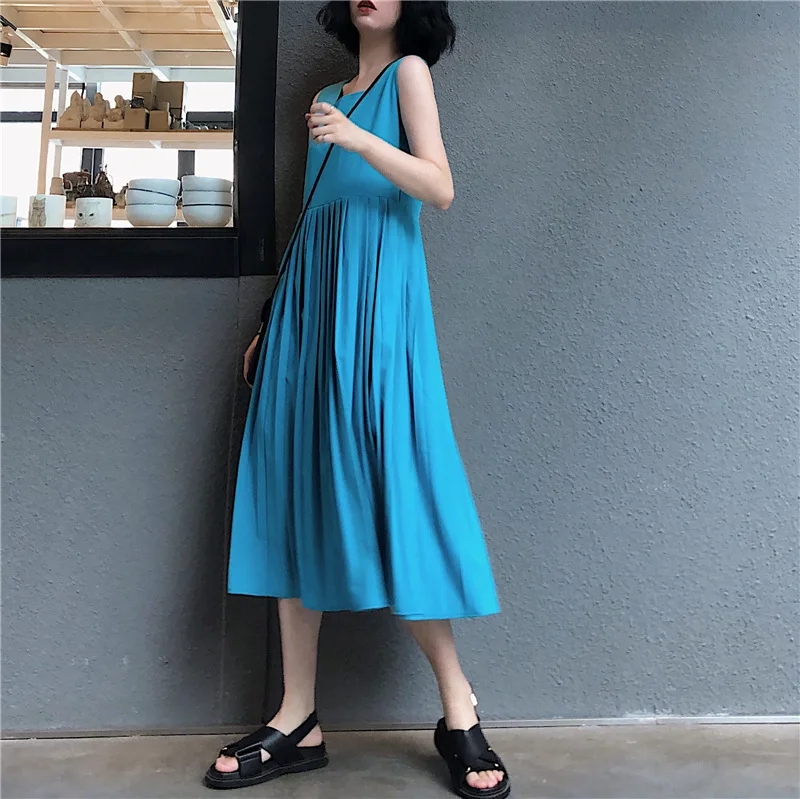 

Photo Shoot 2019 Korean-style Summer New Style Square Collar Slimming Vertical Pendant Vest Retro Pleated Skirt Dress Women's Fa