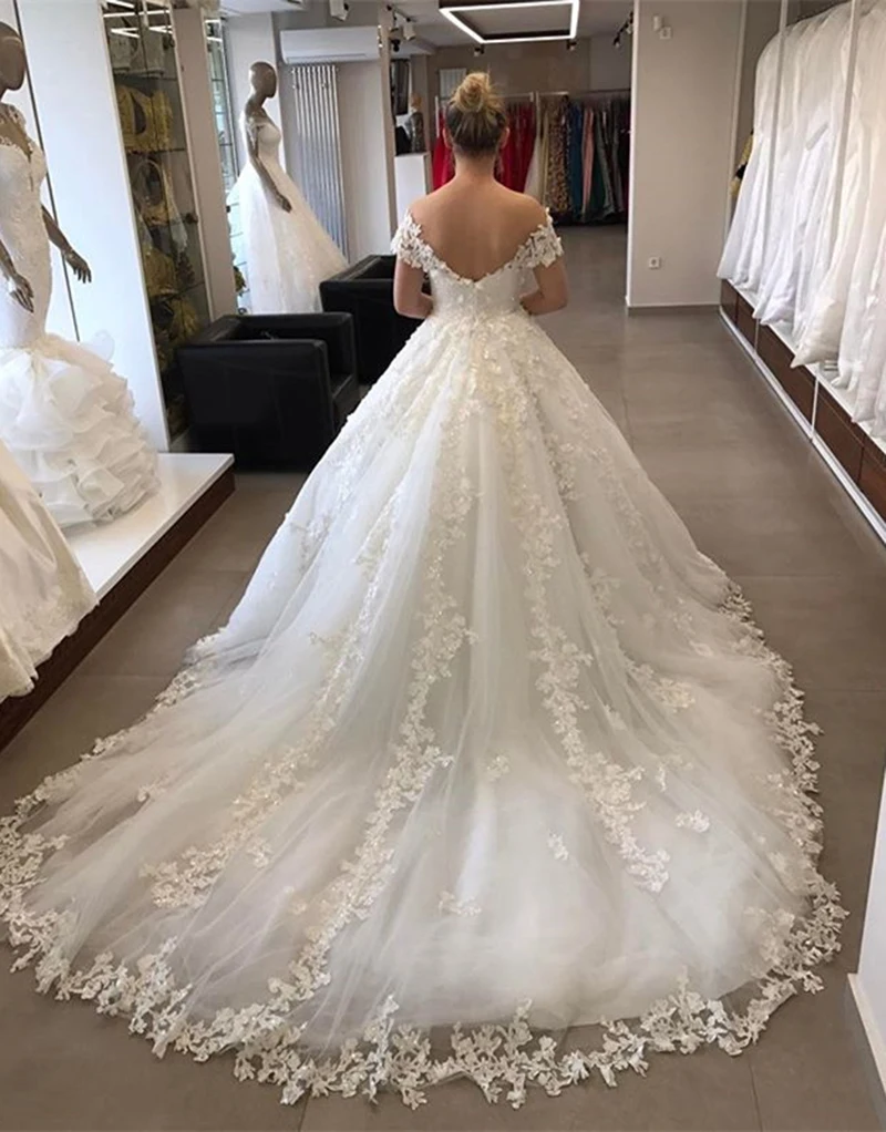 Elegant-Off-The-Shoulder-Puffy-Ball-Gown-Wedding-Dress-Appliques-Tulle-V-Neck-Lace-Wedding-Gown (1)