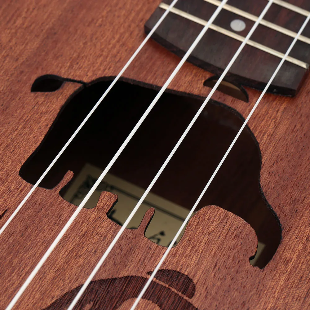 Горячая 21 дюймов укулеле Сапеле Ukelele мини Hawai 4 Струнные инструменты гитара красное дерево, гриф шеи
