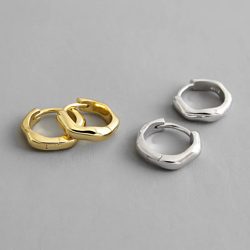 

1pair 10mm INS Authentic 925 Sterling silver White/ Gold Irregular Wave Geometric Hoop Huggie Earrings Fine jEWELRY TLE704