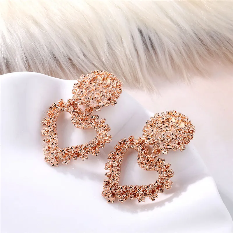 Корейские модные золотые геометрические кожаные серьги в форме сердца для женщин, белые серьги с искусственным жемчугом, свадебные ювелирные изделия для невесты Oorbellen - Окраска металла: Z147-3