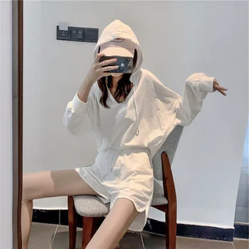 

Set Female 2020 New Spring And Summer Net Red Ocean Hooded Sweater Loose Korean Casual Shorts Fashion Two-piece Set
