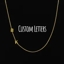 Золотое крошечное боковое оригинальное ожерелье на заказ именное ожерелье персонализированное ожерелье-ошейник с буквами ожерелье с монограммой подарок подружки невесты