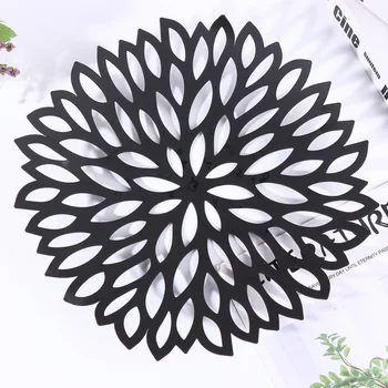 

Creative Fruit Container Wrought Iron Fruit Basket Snack Storage Organiser Chrysanthemum Shaped Tray for Storing Black