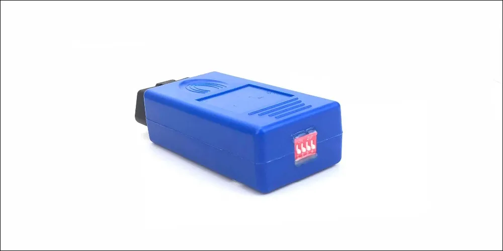m02