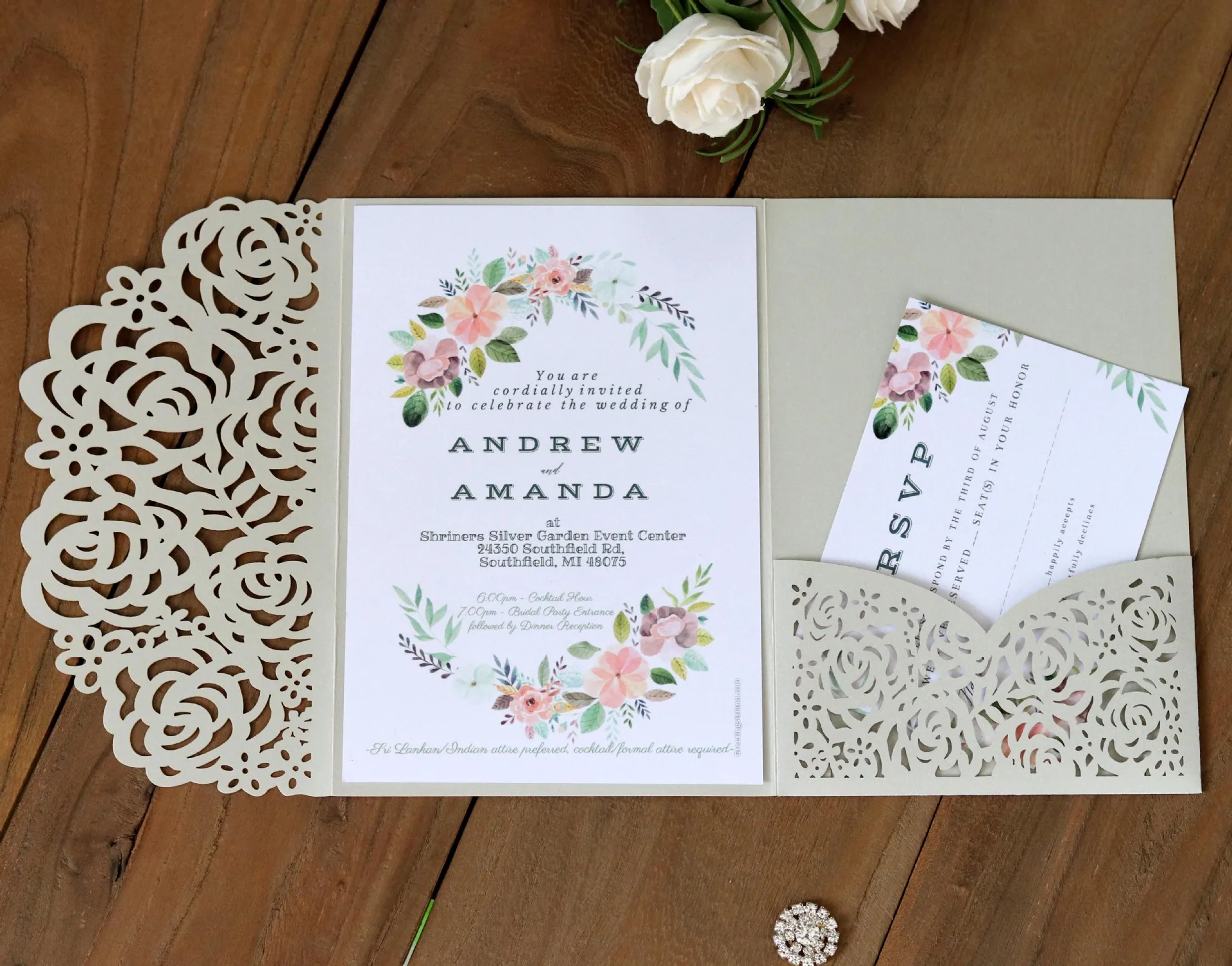 18*12.5cm Three Folds Hollow White Invitation Greeting Card Hotel Wedding Pink Invitation Card Customize Supplies 10pc