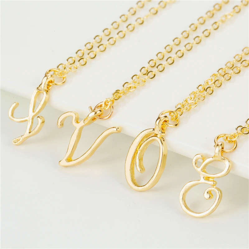 26 Letters Pendant Necklaces For Women Simple Fashion Tiny Dainty Heart Initial Necklace Name Jewerly Accessories Girl Gift