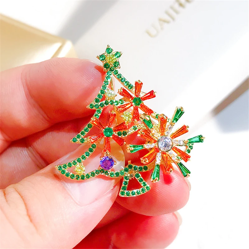 

New Colorful Zircons Christmas Tree Brooches for Women Rhinestone Inlay Fashion Jewelry Festival Brooch Pins Gift Winter Broches