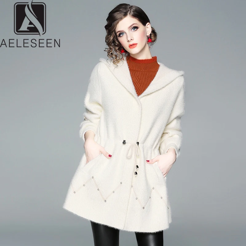

AELESEEN New Fashion 2019 Autumn Winter Hooded Coat Women Luxury Diamonds Covered Buttons Elegant Lantern Sleeve One Size Jacket