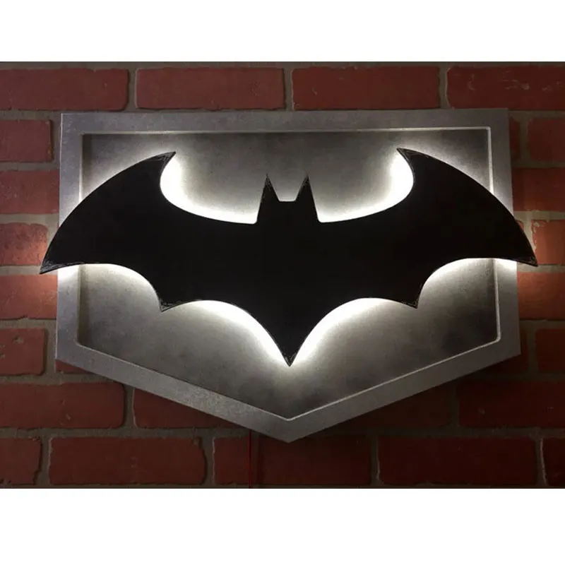Темный рыцарь Бэтмен светодиодный настенный светильник спальня бра настенные светильники для украшения дома гостиная USB или батарея с контроллером