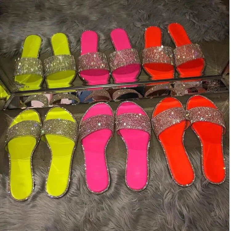 

High quality fashion flat bottom outdoor female slippers Sexy wild roman rhinestones comfortable plus size beach women slippers