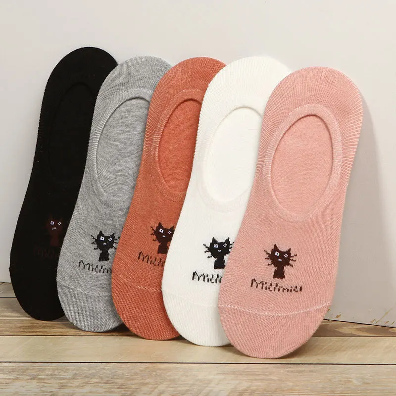 

Pure Color Cotton Japanese Cartoon Thin Cat Invisible Boat Socks Spring and Summer Socks Silicone Shallow Mouth Socks Wholesale