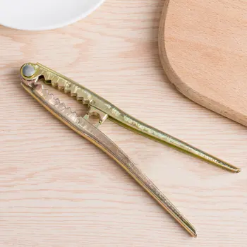 

Professional Hazelnut Walnut Sheller Multifunctional Nutcracker Home Use Clip Heavy Duty Manual Metal Opener Plier Tweezers