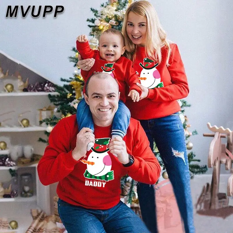 Семейные комплекты толстовки для папы сына мамы и дочки Рождественская