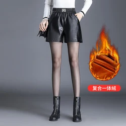 Moda couro do plutônio shorts para as mulheres outono inverno novo coreano magro solto exterior botas calças de veludo ou sem vevet calções casuais