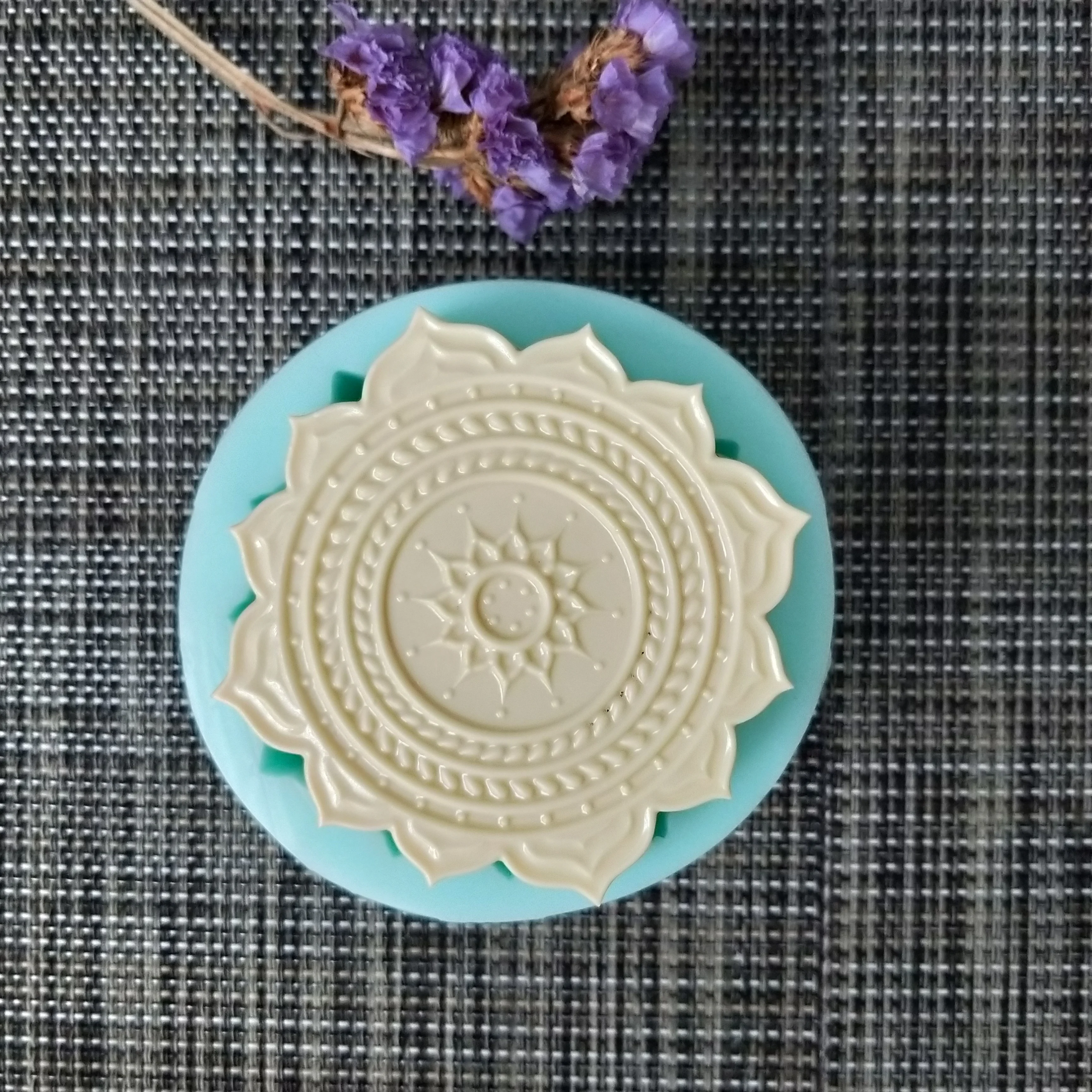 HC0115 PRZY Sun flower Тотем Силиконовая Форма Мыла форма для изготовления мыла вручную изготовление пресс-форм силиконовая форма для изготовления свечей Смола глиняная форма