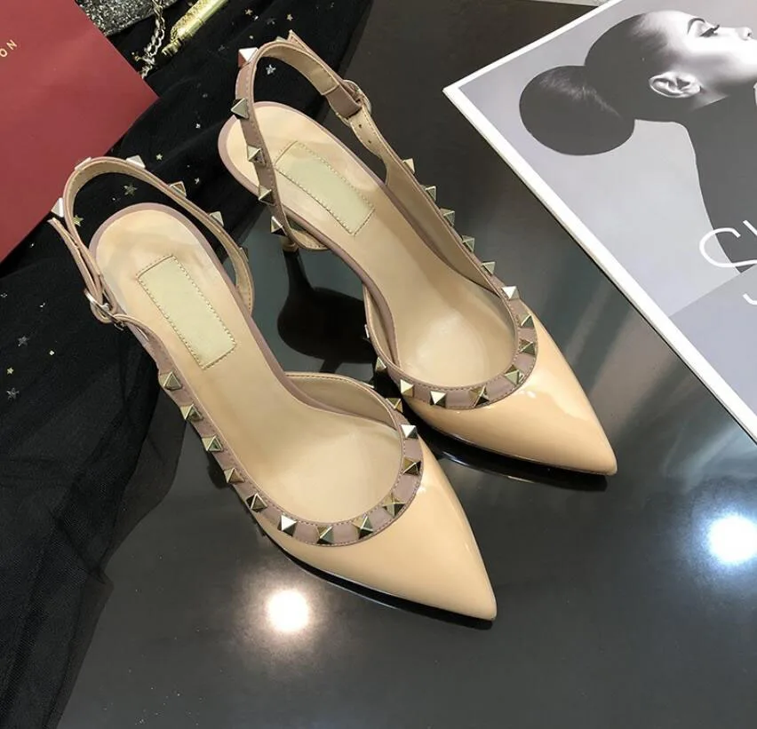 Women Dress Shoes rock Patent High Heels stud Pumps Rivets Real Leather Pointed Toe Wedding Shoes Gift Party Shoes - Цвет: Nude patent leather