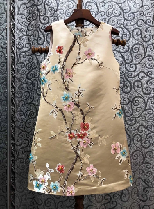 Осень и зима новые женские ретро вышитые цветы без рукавов жилет платье 1121