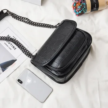 

Chain fashion shoulder crossbody small bag online popular ins fire 2020 new women's bag Spring